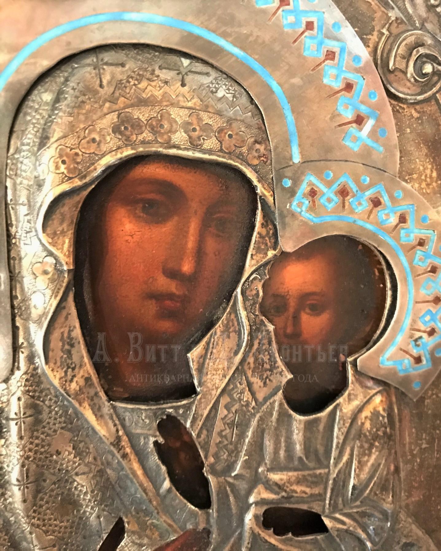 Икона антикварная русская Иверской Богоматери в серебряном окладе